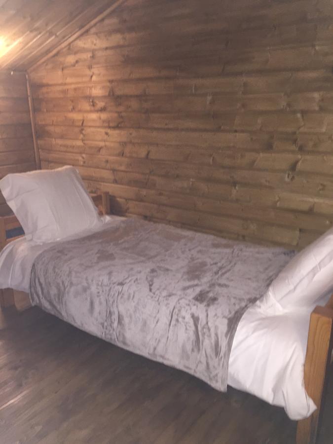 Gites Les Chalets Vezzani Spa Szoba fotó